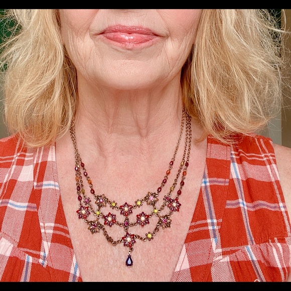 VTG Multi-Chain Crystal & Enamel Flowers Necklace w Purple Crystal Dangle - Picture 9 of 9